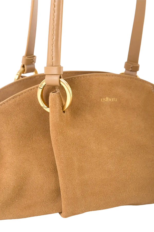 07:07PM baguette bag camurça