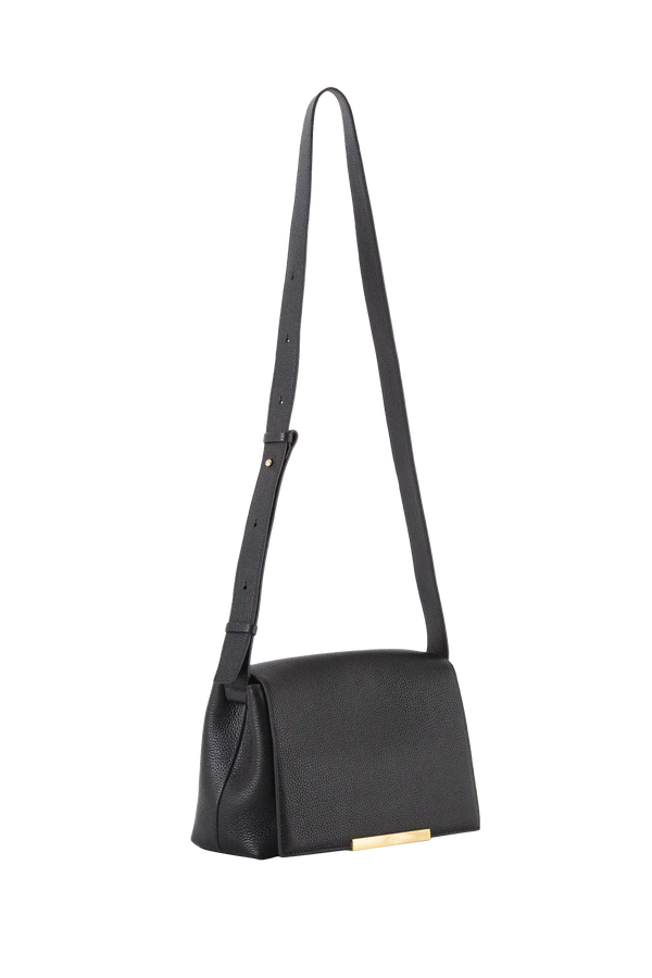 Bolsa tiracolo em couro legítimo na cor preta com fechamento seguro e alça ajustável confortável, design sofisticado e funcional ideal para o dia a dia.