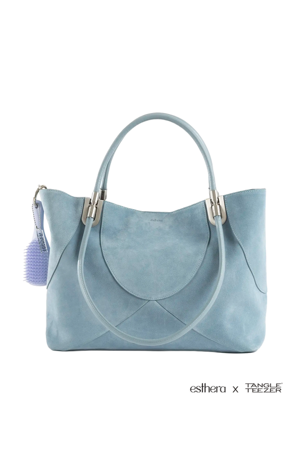 Bolsa de mão em couro legítimo na cor com tom elegante com fechamento seguro e alça ajustável confortável, design sofisticado e funcional ideal para o dia a dia.