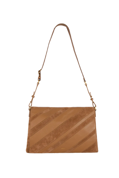 Bolsa tiracolo em camurça na cor com tom elegante com fechamento seguro e alça ajustável confortável, design sofisticado e funcional ideal para o dia a dia.