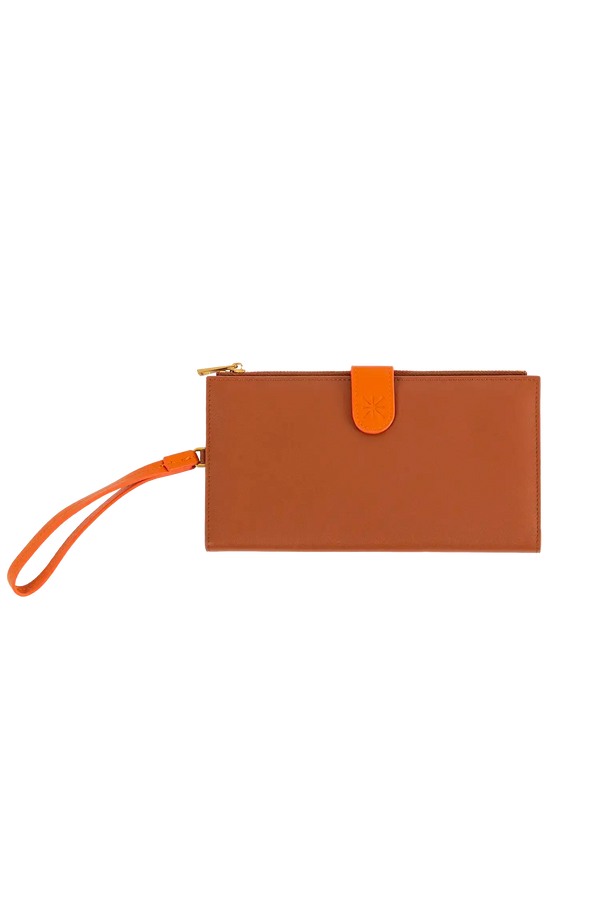 Passport holder marrom e laranja
