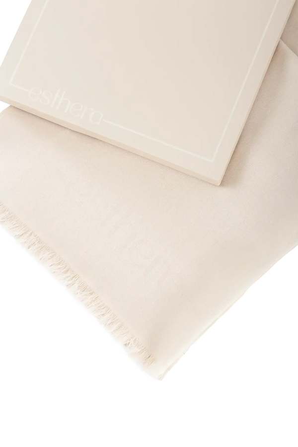 Wool scarf pearl